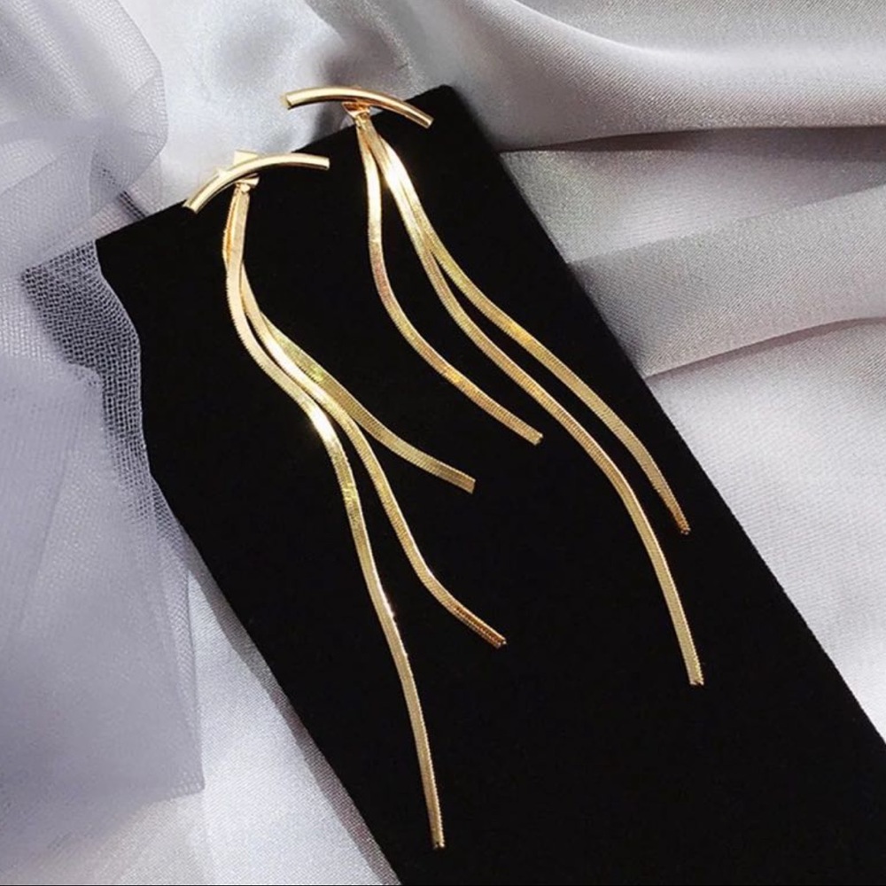 NEW 18K GOLD BAR LONG TASSEL ARC EARRINGS - Picture 5 of 6